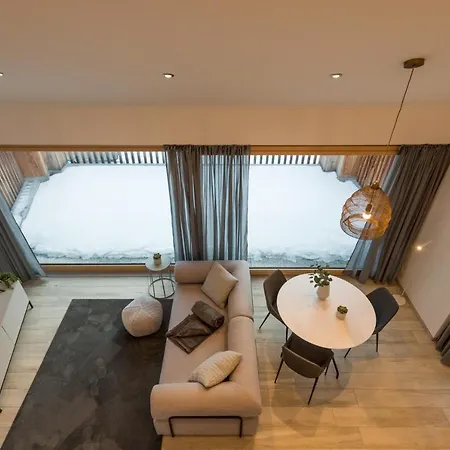 Montela & - Montela Pavillon Semesterbostad