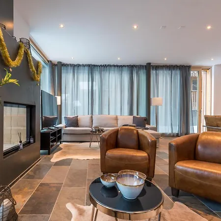 Semesterbostad Montela & - Montela Pavillon