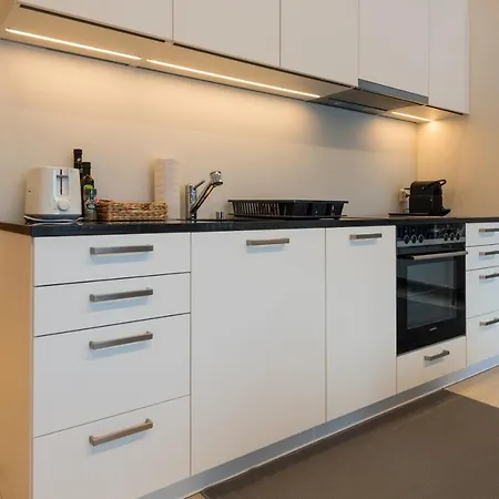 Semesterbostad Montela & - Montela Pavillon *