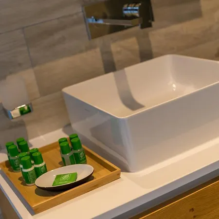 Montela & - Montela Pavillon Semesterbostad *