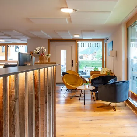 Semesterbostad Montela & - Montela Pavillon *