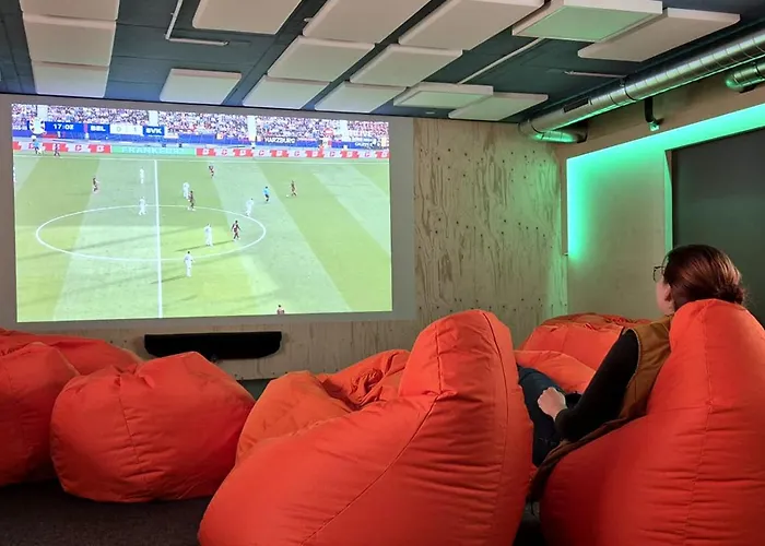 Montela & - Montela Pavillon