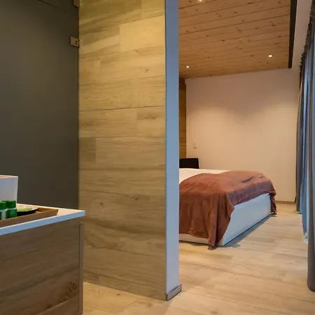 Montela & - Montela Pavillon *